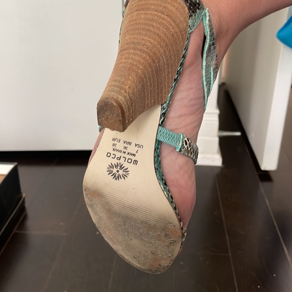 Wolpco green snakeskin print leather heels size 7 (EU 38) - Picture 8 of 10